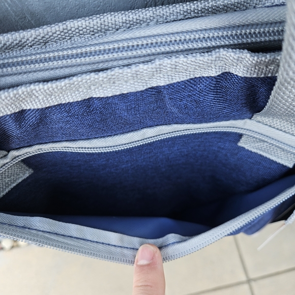 NWT Logobrands Cleveland Indians Cooler Bag - Picture 4 of 6